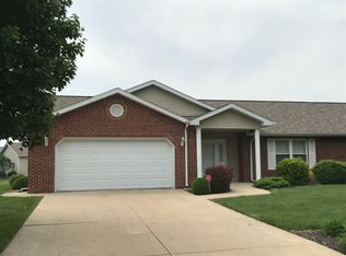 1112 31st St, Peru, IL 61354