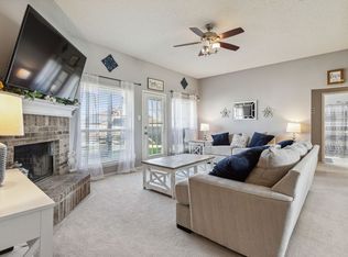 9200 Rhea Dr, White Settlement, TX 76108