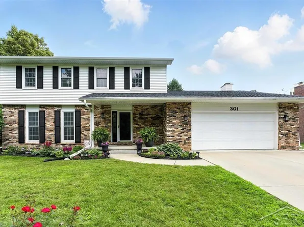 301 Nakoma Dr, Midland, MI 48640