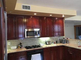 96 Browne St #2, Brookline, MA 02446