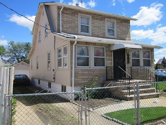 3rd image of 13141 Mathewson Ct