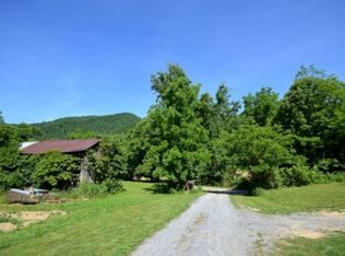 513 Tinker Cemetery Rd, Erwin, TN 37650