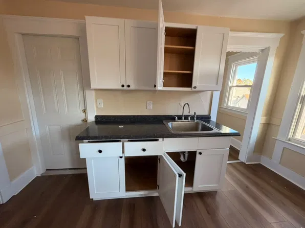119 Campbell Ave, West Haven, CT