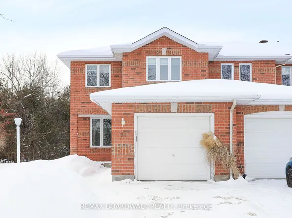 91 Whalings Cir SW, Ottawa, ON K2S 1S4