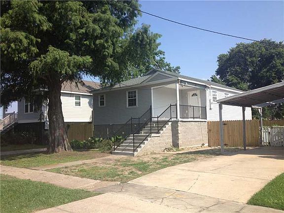 2nd image of 2525 Robert E Lee Blvd
