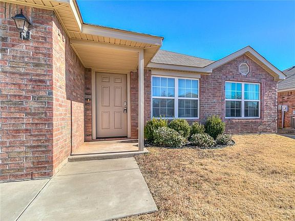 4th image of 2536 Canyon Creek Dr
