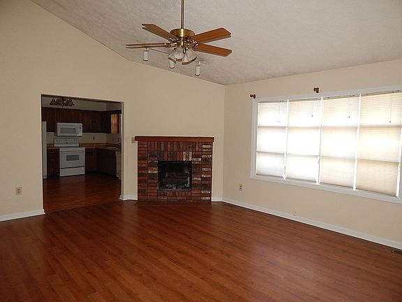 2nd image of 7730 Venetian Way