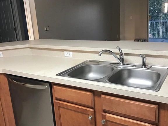 2nd image of 1425 NE 8th Pl #1425