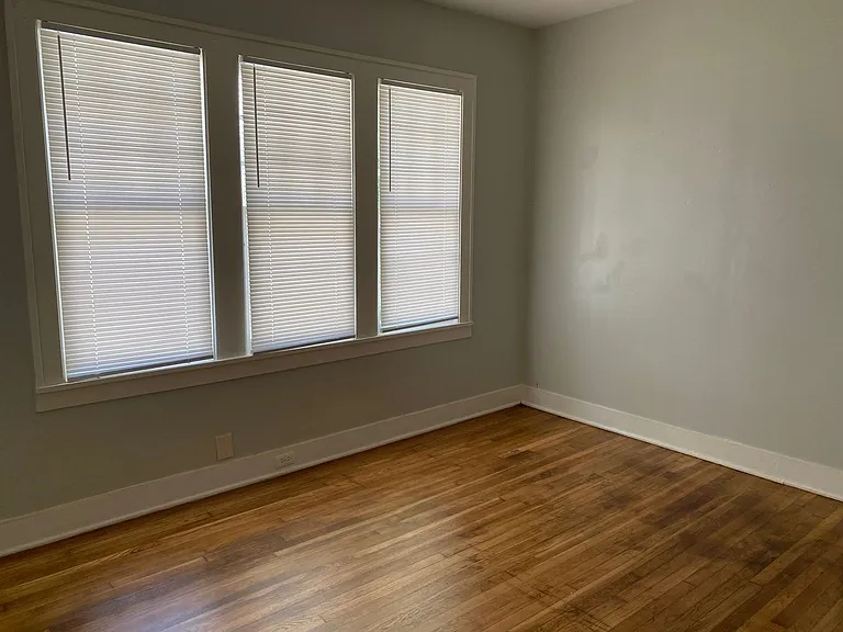 270 Wilkinson St — Photo 10