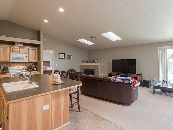 5th image of 6303 Osburn Ct
