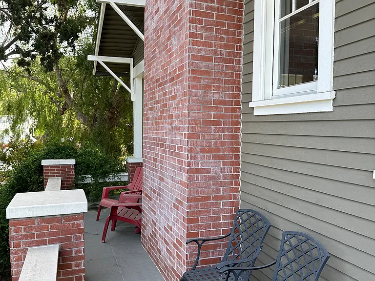 1293 Boynton St — Photo 7