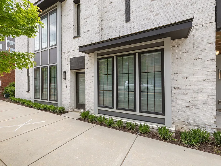 1207 Minter Pl — Photo 44
