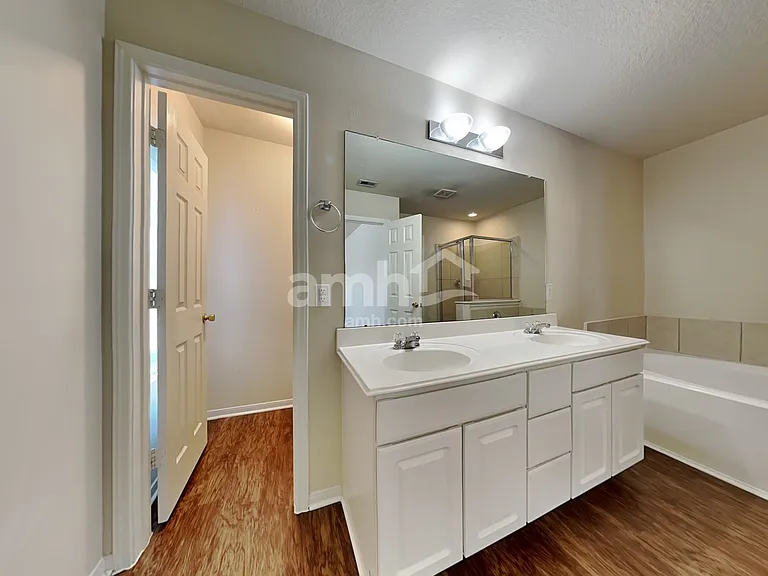 29342 Winton Wood Way — Photo 14