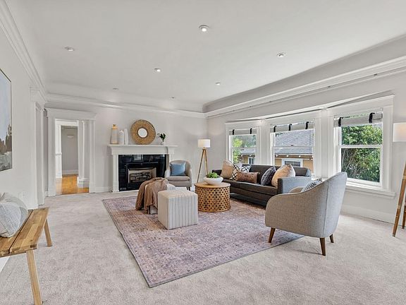 4th image of 220 Otis St #218