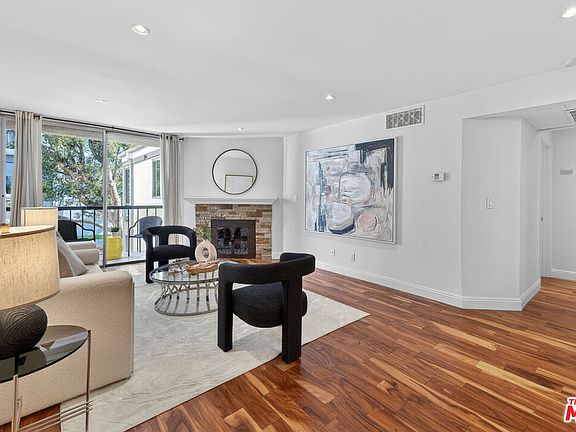 3rd image of 8530 Holloway Dr APT 303