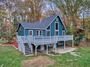 85 Sisson Rd, Coventry, RI 02827