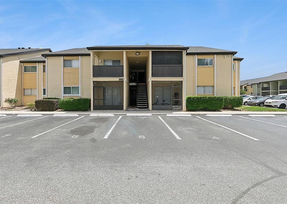 1st image of 900 Lake Destiny Rd Unit B