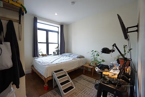 Rented by Rennit Inc. | media 3