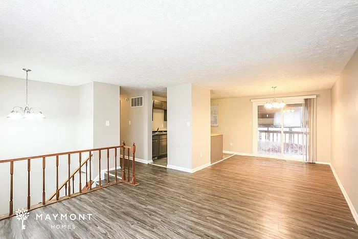 3 bed, 2.5 bath, 2248 sqft, $1,795 — Photo 4