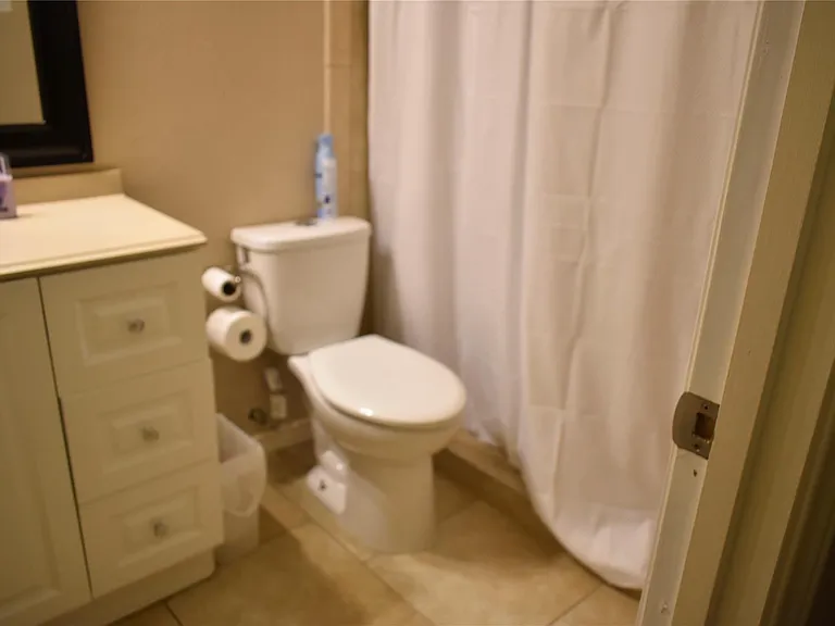 10519 N Newpark Dr — Photo 11