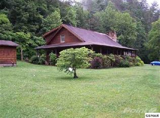 2069 Creek Hollow Way, Sevierville, TN 37876
