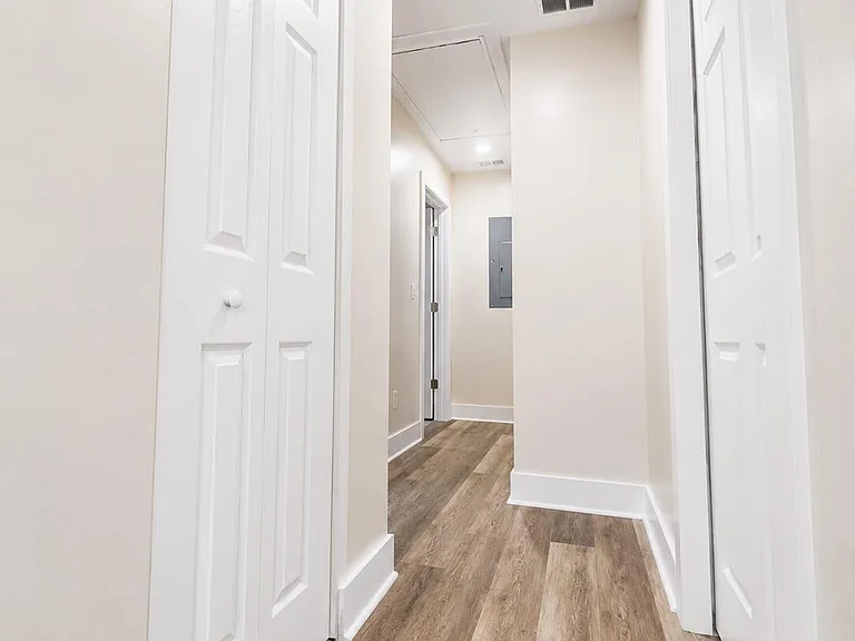 1412 Pocahontas St — Photo 16