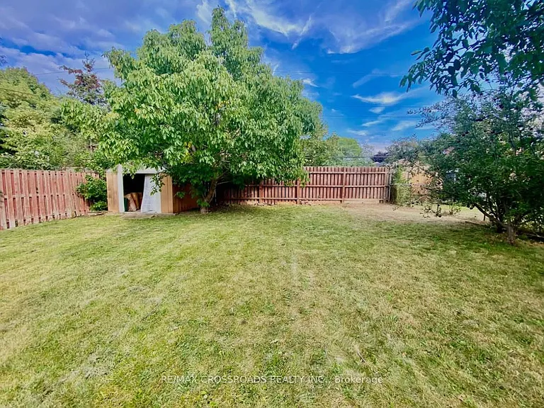140 Gray Rd — Photo 9