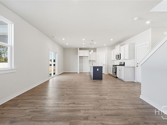 4th image of 113 Miller Chapel Boulevard