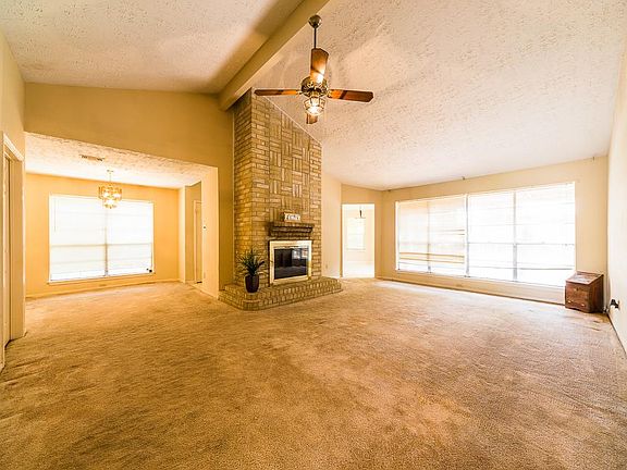 5th image of 4714 Shadowdale Dr