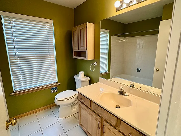 319 Deer Glen Way #2C — Photo 12