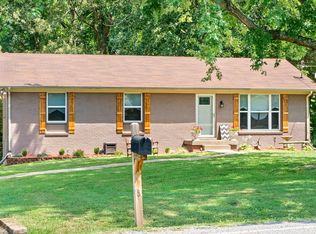 333 Dean Rd, Clarksville, TN 37040