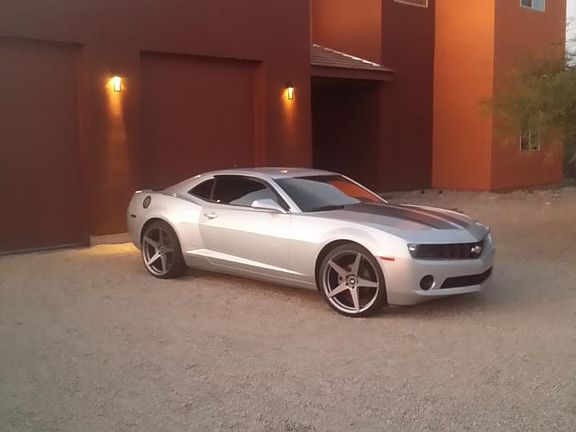 2nd image of 512 E Kachina Trl
