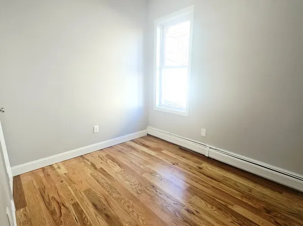 151 Armstrong Avenue image 6 of 10