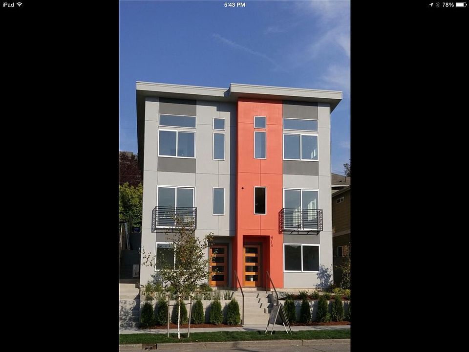 4712 & 4714 on Delridge SW