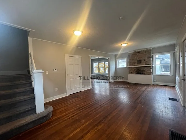 3655 N Kenwood Ave — Photo 7