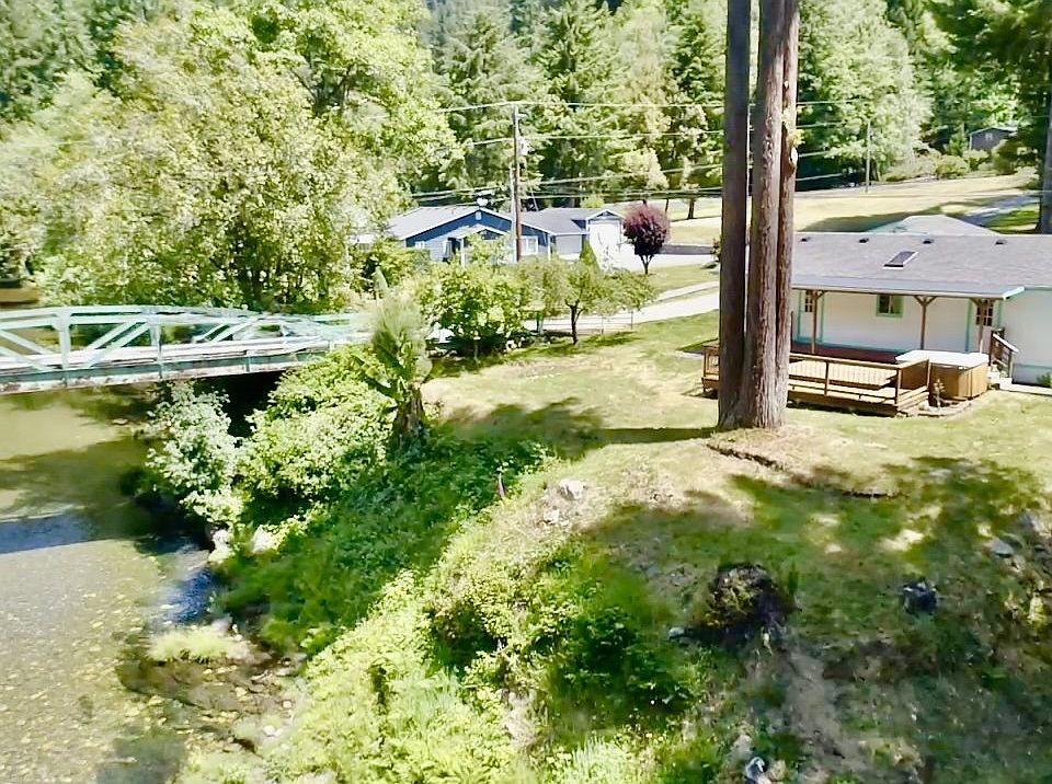 1st image of 1020 Winchuck River Rd