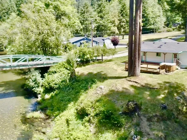 1020 Winchuck River Rd, Brookings, OR 97415