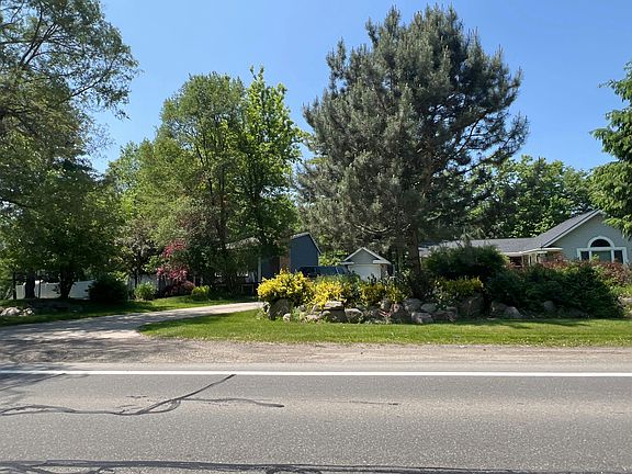 2nd image of 496 Bogie Lake Rd