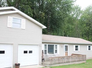 11385 N East Wawasee Dr, Syracuse, IN 46567