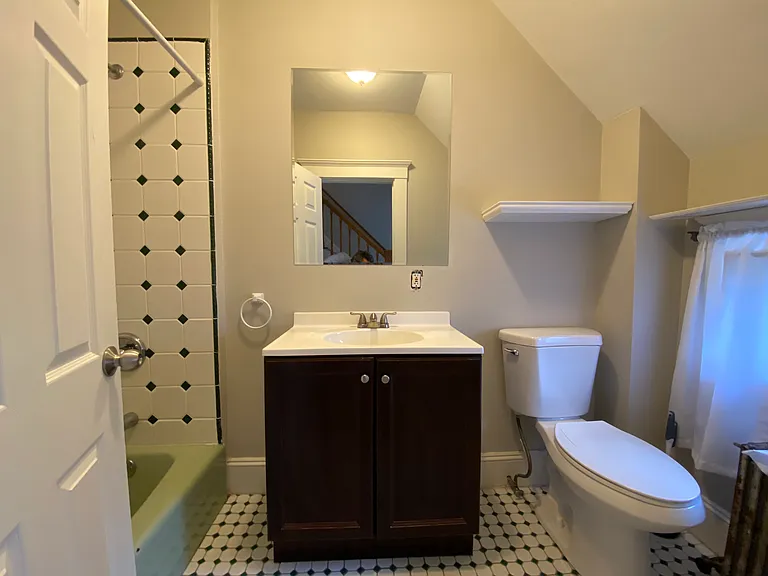 8 Trafford St #2 — Photo 23