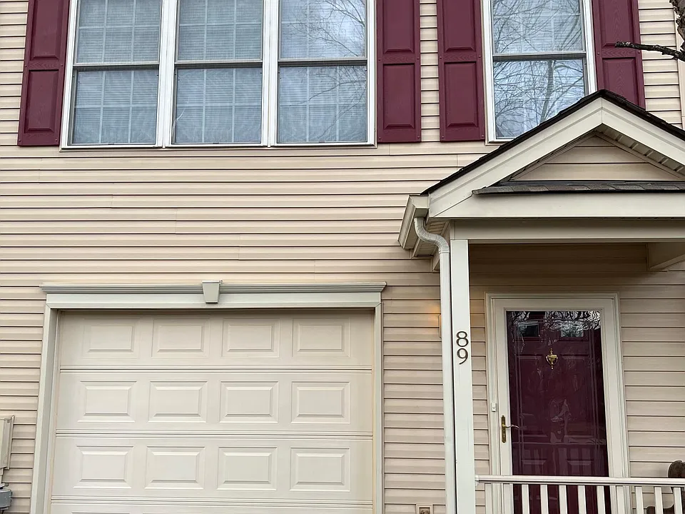 89 Effie Ln
