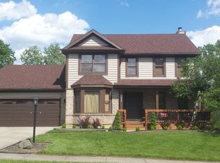 2196 Shadowood Cir, Bellbrook, OH