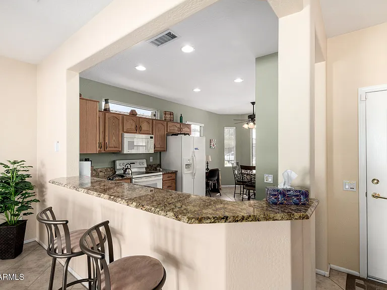 15448 W Moonlight Way — Photo 9