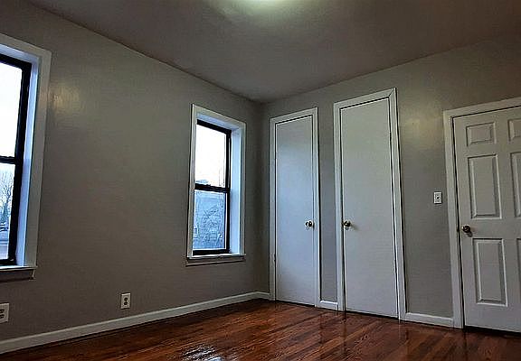 5th image of 285 Hawthorne St APT 305