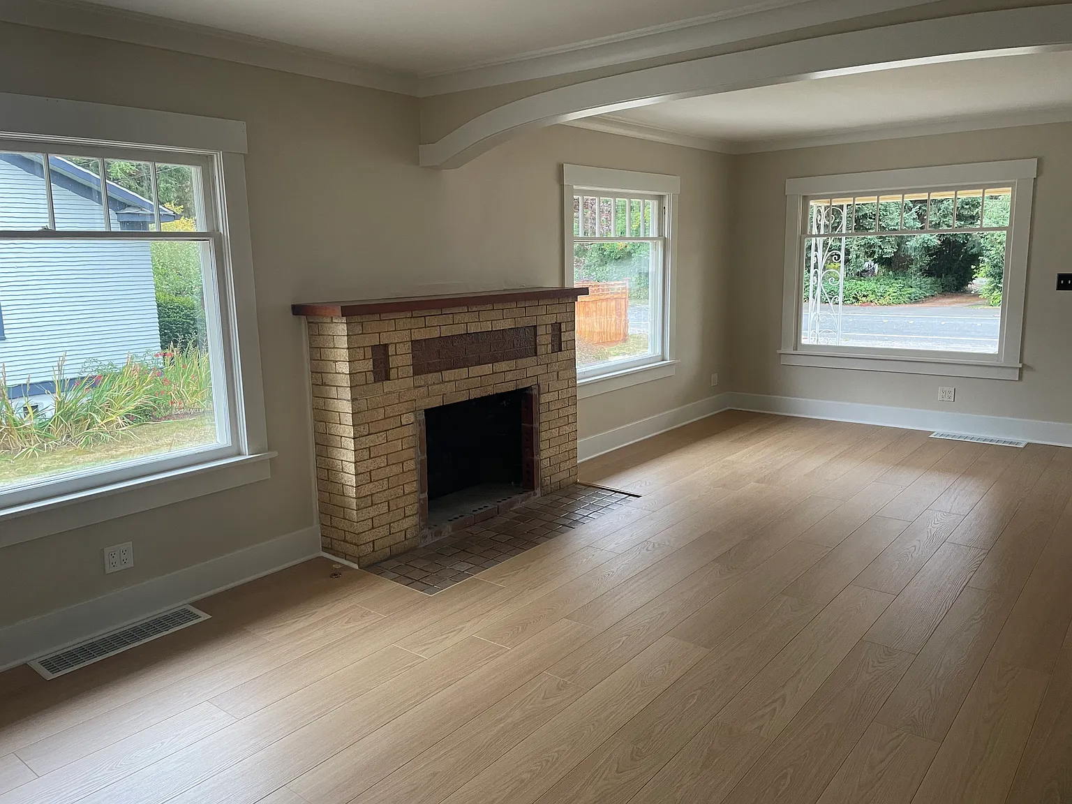 2 bed, 1147 sqft, $3,000 — Photo 3