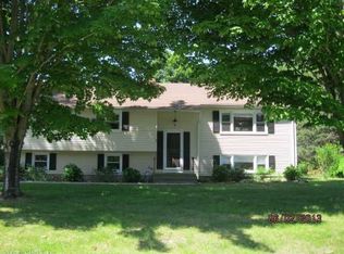 1 Laurel Wood Rd, North Stonington, CT 06359