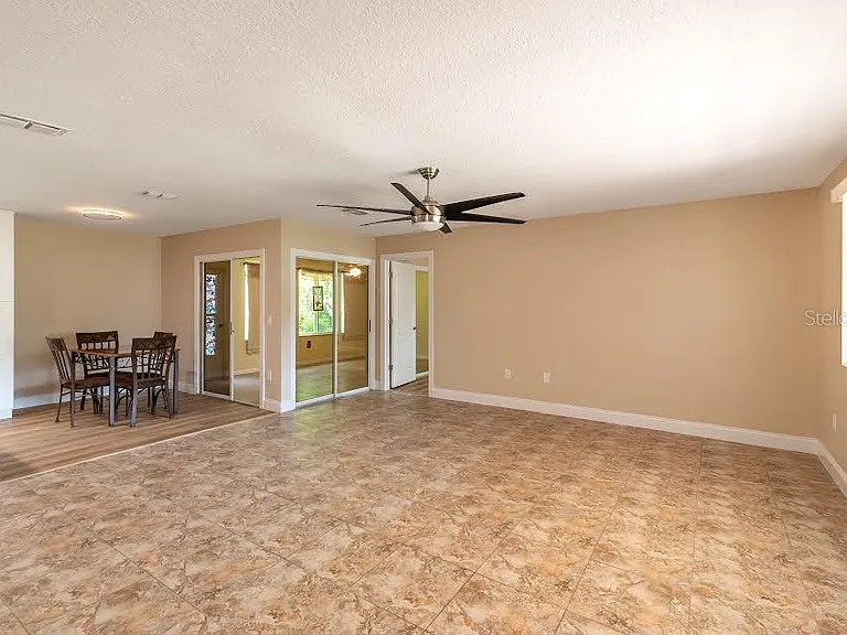 10886 SW 90th Ter — Photo 10