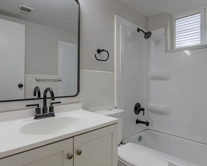1332-1334 S 30th Ct — Photo 24
