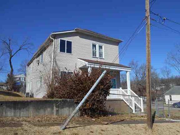 2nd image of 912 N 2nd St