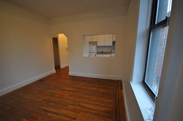 Rented by REAL New York | media 21